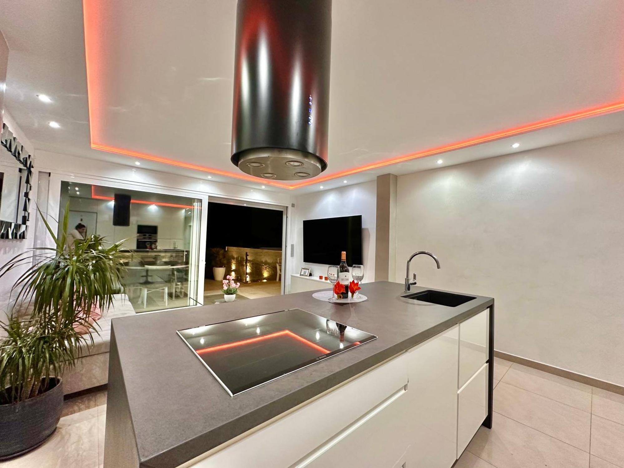 Appartement Luxury House Atlantico Private Heated Pool à Costa Adeje  Extérieur photo